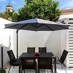 Ali's And Maison d'hôtes